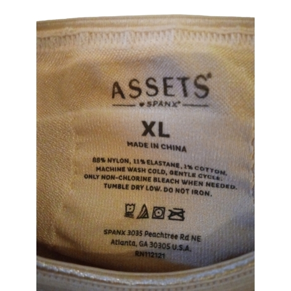 Bodysuit Accents by Spanx Neutral Tan Shapewear Adj. Strap Open Chest/Thigh XL - Picture 2 of 9